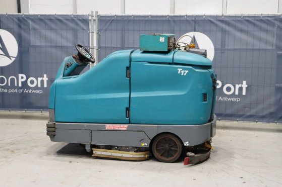 Tennant T17 Electric Scrubber 7.5kW 2021 TENNANT T17 2021 2 image 3