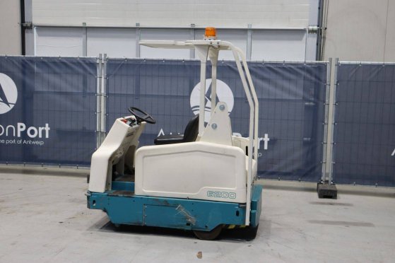 Tennant 6200 Electric Sweeper 1.8kW 2017 TENNANT 6200 2017 2 image 3