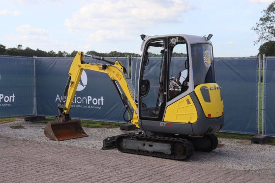 Mini excavator Wacker Neuson ET18 Diesel 13.4kW 2016 Neuson ET18 2016 2 image 3
