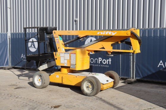 Niftylift HR12 NE Articulated Boom Lift Electric 200kg 12m 2011 Niftylift HR12 NE 2011 2 image 3