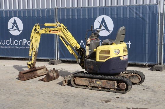 Mini excavator Yanmar ViO10-2A Diesel 9.2kW 2006 844 2006 2 image 3