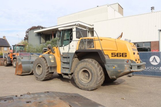 Liebherr L566 Diesel Wheel Loader 190kW 2014 L566 2014 2 Wheel Loaders image 3