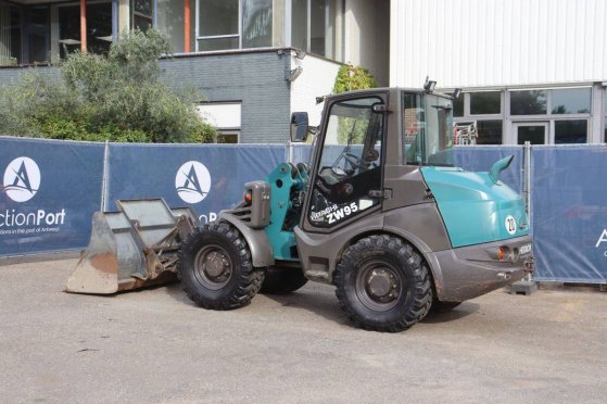 Hitachi ZW95 Diesel Wheel Loader 55.4kW 2015 884 2015 2 Wheel Loaders image 3