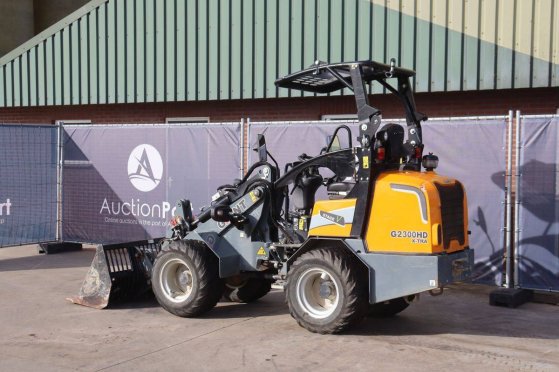 Articulated loader Giant G2300HD X-Tra Diesel 18.5kW 2024 Giant G2300HD X-Tra 2024 2 Wheel Loaders image 3