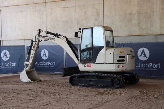Crawler excavator Terex TC60 Diesel 32.3kW 2015 TC60 2015 2 Crawler Excavators image 3