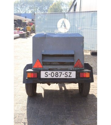 Compressor Ingersoll Rand R1051F Diesel 17.5kW 2006 R1051F 2006 2 Compressors image 3
