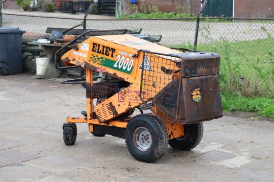 Wood Chipper Eliet Super Prof 2000 Petrol 18hp 2011 Eliet Super Prof 2000 2011 2 image 3