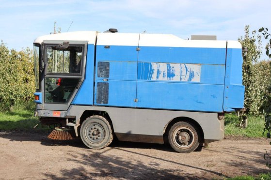 Sweeper Ravo 530 ST Diesel 150hp 2004 Ravo 530 ST 2004 2 image 18