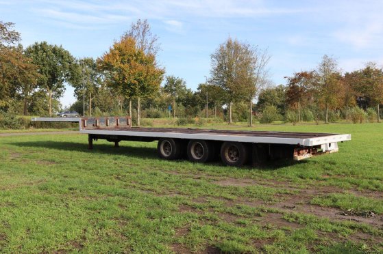 Semi-Low Loader Renders ROZC 12-27CC 39000kg 1987 Renders ROZC 12-27CC 1987 2 Lowloader semi-trailers image 3