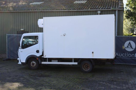 Refrigerated truck Renault Maxity Diesel 131hp 2008 Maxity 2008 2 Refrigerated vans image 3