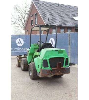 Articulated loader Avant M745 Diesel 36kW 2015 M745 2015 2 Wheel Loaders image 4