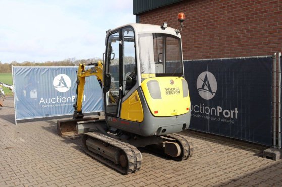 Mini excavator Wacker Neuson ET24 Diesel 2017 Neuson ET24 2017 2 image 4