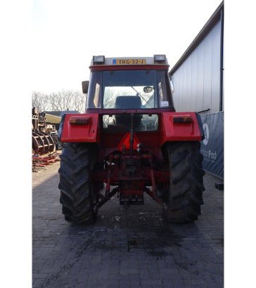 Tractor International 845 XL Diesel 60kW 1982 (Margin) International 845 XL 1982 2 image 4