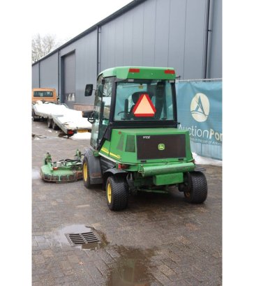 John Deere 1505 Diesel Ride-on Mower 2008 John Deere 1505 2008 2 image 4