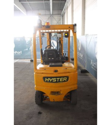 Hyster J2.5XN Electric Forklift 2360kg 4.95m 2012 J2.5XN 2012 2 Forklift image 4