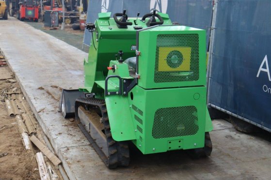 Nycheki SK-911 Petrol Skid Steer Loader Nycheki SK-911 2 image 4