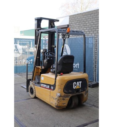 Caterpillar EP15KRT Electric Forklift 1500kg 5.5m 2004 EP15KRT 2004 2 Forklift image 4