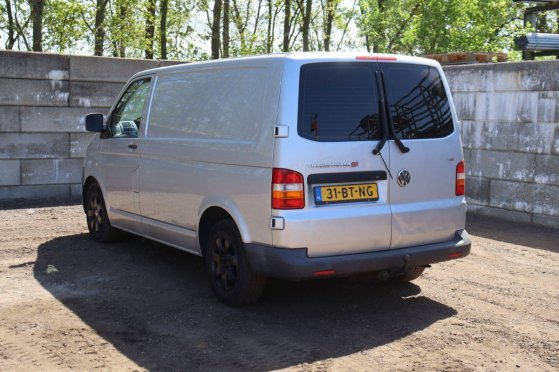 Volkswagen TRANSPORTER Diesel Van 131 hp 2005 Volkswagen Transporter 2005 2 Closed vans image 4