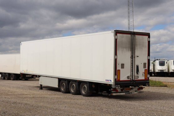 Reefer Semi-trailer Schmitz Cargobull SCB-S3B 42000kg 2019 Schmitz Cargobull SCB-S3B 2019 2 Refrigerated semi trailers ima...