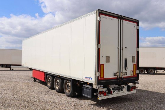 Reefer Semi-trailer Schmitz Cargobull SCB-S3B 42000kg 2019 Schmitz Cargobull SCB-S3B 2019 2 Refrigerated semi trailers ima...