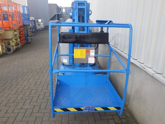 Genie GR-26J 9.90m Electric Mast Lift 2014 GR-26J 2014 2 image 4