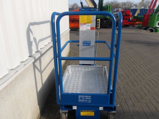 Power Tower Nano 4.5m Electric Mast Lift 2019 Power Tower Nano 2019 2 image 4