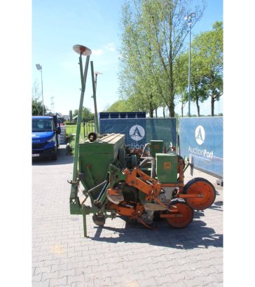 Amazone ED 450-K maize planter with computer, 6-row Amazone ED 450-K 2 image 4