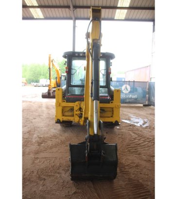 New Holland B90B-SS Diesel Backhoe Loader 2017 B90B-SS 2017 2 image 4