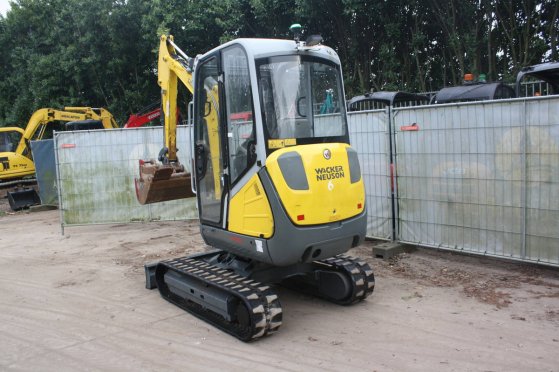 Mini excavator Wacker Neuson ET24 Diesel 13.4kW 2016 Neuson ET24 2016 2 image 4