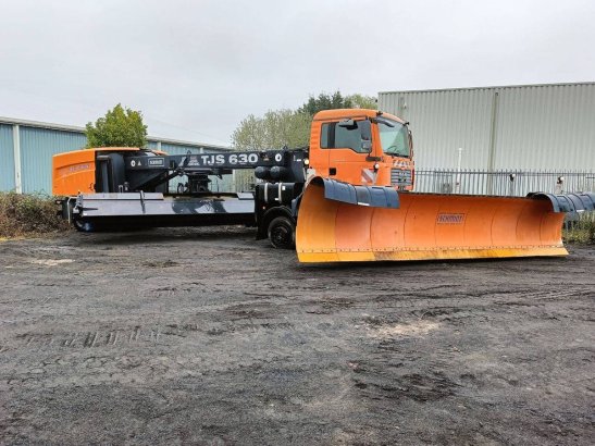 Runway snowplow Schmidt TSJ630 MAN Diesel 315kW 2008 Schmidt TSJ630 MAN 2008 2 image 4