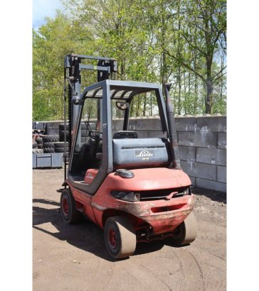 Linde H20D Diesel Forklift 2000kg 1990 H20D 1990 2 Rough Terrain Forklift image 19