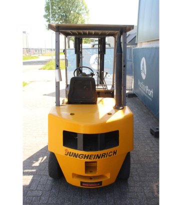 Forklift Jungheinrich DFG25 Diesel 2500kg 3.2m 1993 DFG25 1993 2 Forklift image 4