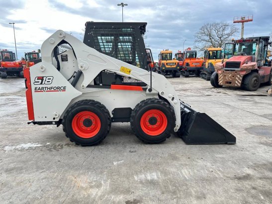Skid steer loader Bobcat D18-C4 Diesel 2026 S18-C4 2026 2 Wheel Loaders image 4