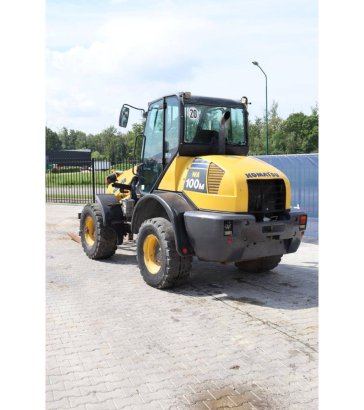 Komatsu WA100M-6 Diesel Wheel Loader 66kW 2012 WA100M-6 2012 2 Wheel Loaders image 4