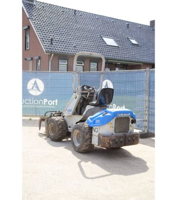 Articulated loader AgriOne A700 Diesel 22.8kW 2008 Agrione A700 2008 2 Wheel Loaders image 4
