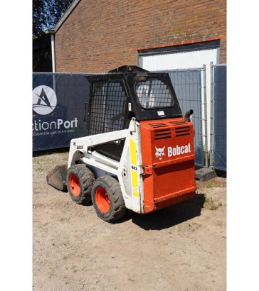 Skid steer loader Bobcat 443 Diesel 443 2 Wheel Loaders image 4