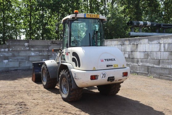 Terex TL80 Diesel Wheel Loader 44kW 2007 TL80 2007 2 Wheel Loaders image 4