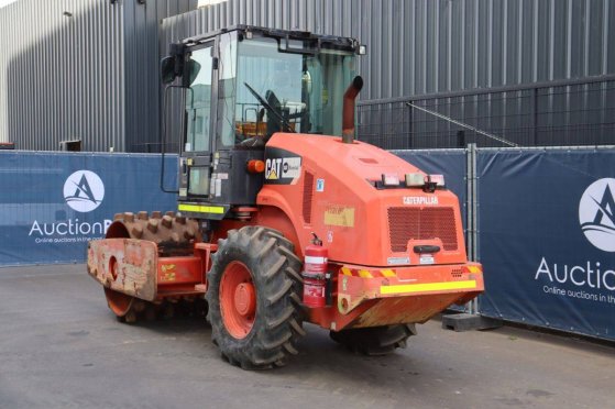 Studded Roller Caterpillar CP44 Diesel 74.5kW 2011 CP44 2011 2 image 4