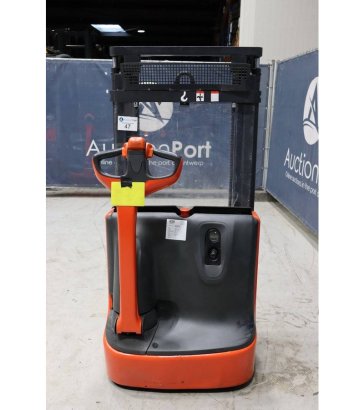 Fenwick-Linde L10B Electric Stacker 1000kg 2.5m 2016 Fenwick-Linde L10B 2016 2 image 4