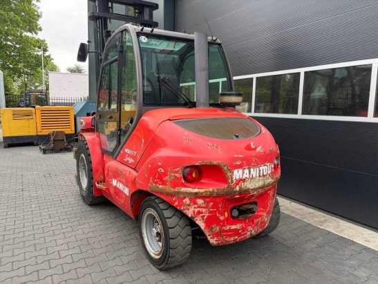 Rough-terrain forklift Manitou MSI50T Diesel 3500kg 4.0m 2014 MSI50T 2014 2 Rough Terrain Forklift image 4