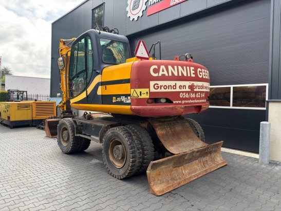 JCB JS145W Diesel Mobile Wheeled Crane 2008 JS145W 2008 2 Mobile Cranes image 4
