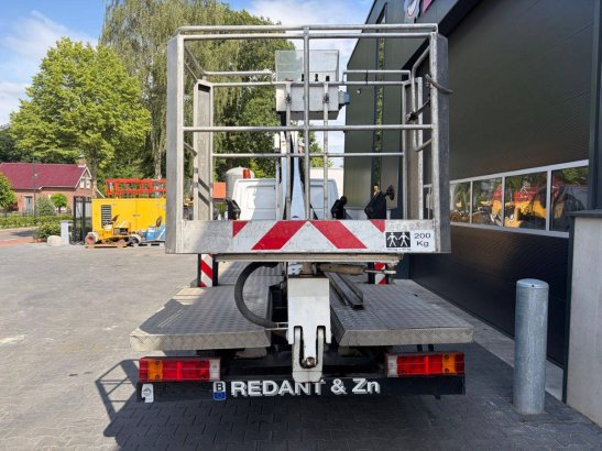 Truck-mounted aerial platform Mercedes 311CDI Diesel 20m 2005 311CDI 2005 2 image 4