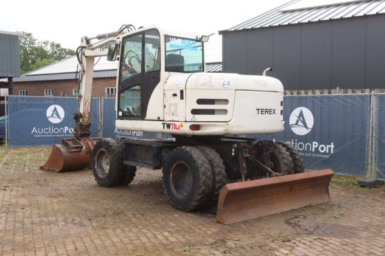 Wheel excavator Terex TW110 Diesel 75kW 2008 TW110 2008 2 Wheeled Excavators image 4