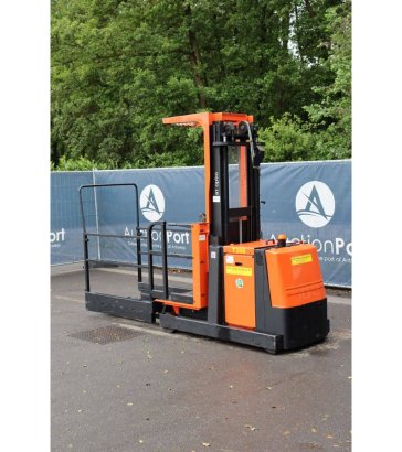 Order picker BT OME 100MW Electric 850kg 2.7m 2015 BT OME 100MW 2015 2 Order pickers image 4