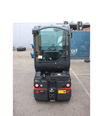 Linde P60 Electric Tractor 150kg 2022 P60 2022 2 image 4