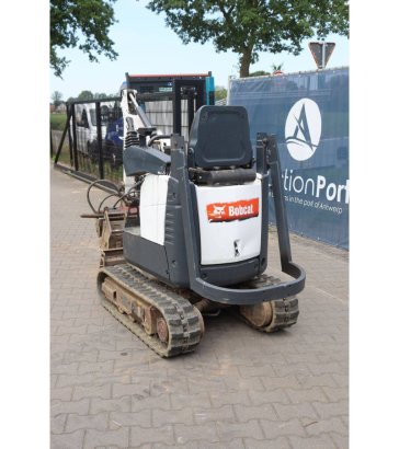 Mini excavator Bobcat E10 Diesel 7.5kW 2017 E10 2017 2 image 4