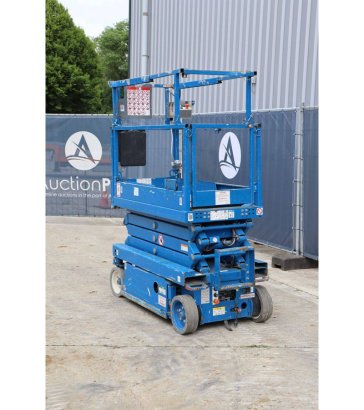 Skyjack SJ III 3219 Scissor Lift Electric 7.8m 227kg 2015 Skyjack SJ III 3219 2015 2 Scissor Lifts image 4