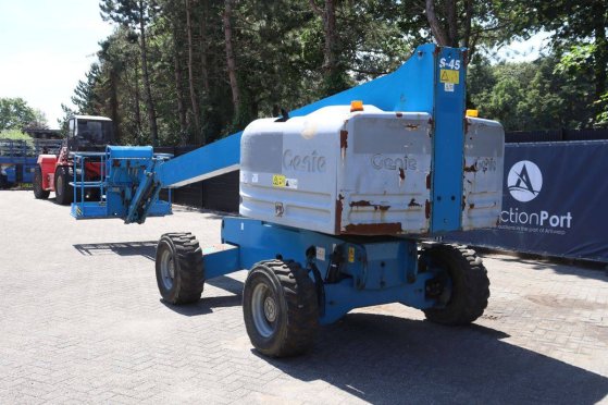 Telescopic boom lift Genie S-45 Diesel 227kg 13.2m 2012 S-45 2012 2 image 4