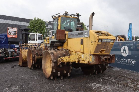 Komatsu WF450-3D Diesel Wheel Loader 194kW 2003 WF450-3D 2003 2 Wheel Loaders image 34