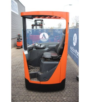 Toyota RRE180 Electric Reach Truck 1800kg 2017 RRE180 2017 2 image 4